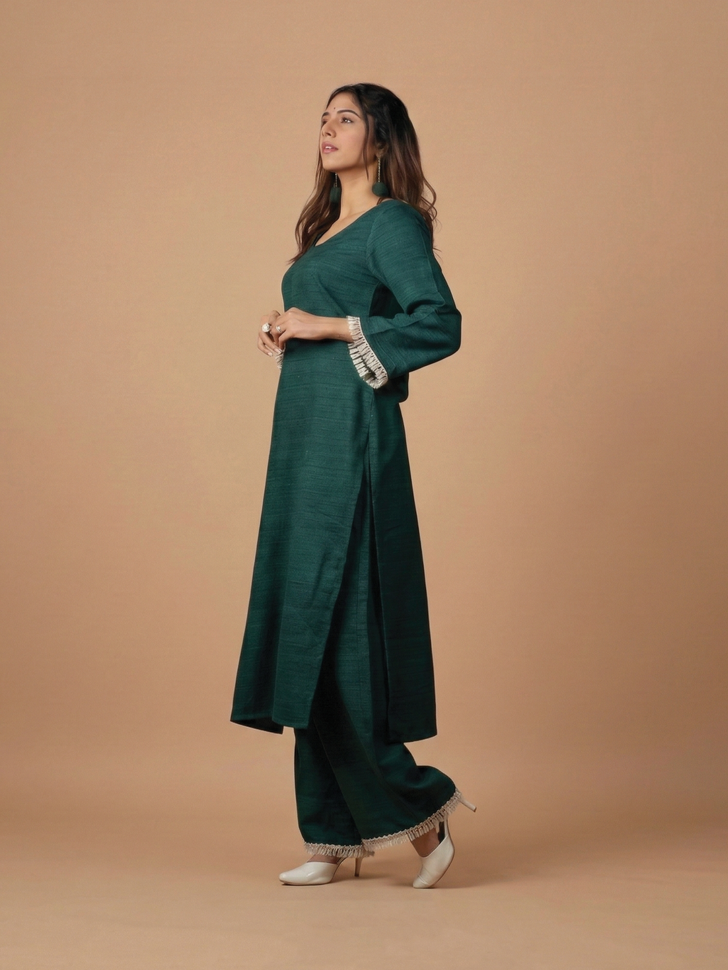 THE VARDHIKA KURTA SET