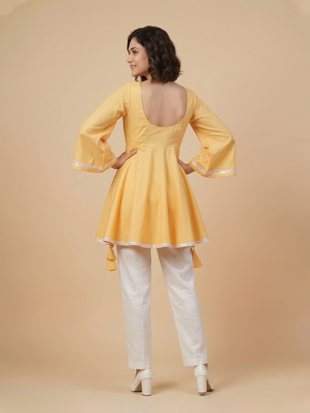 THE VEDA KURTI