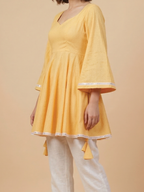 THE VEDA KURTI