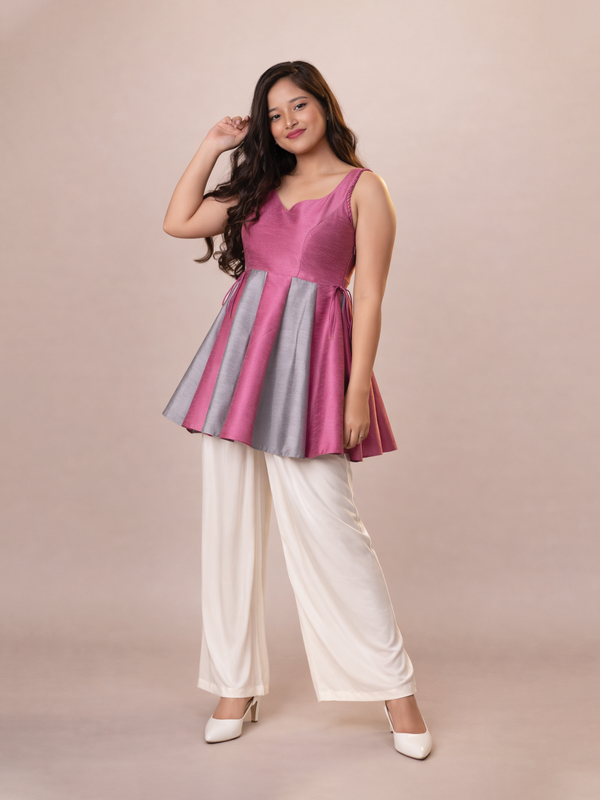 THE VAERIKA KURTI