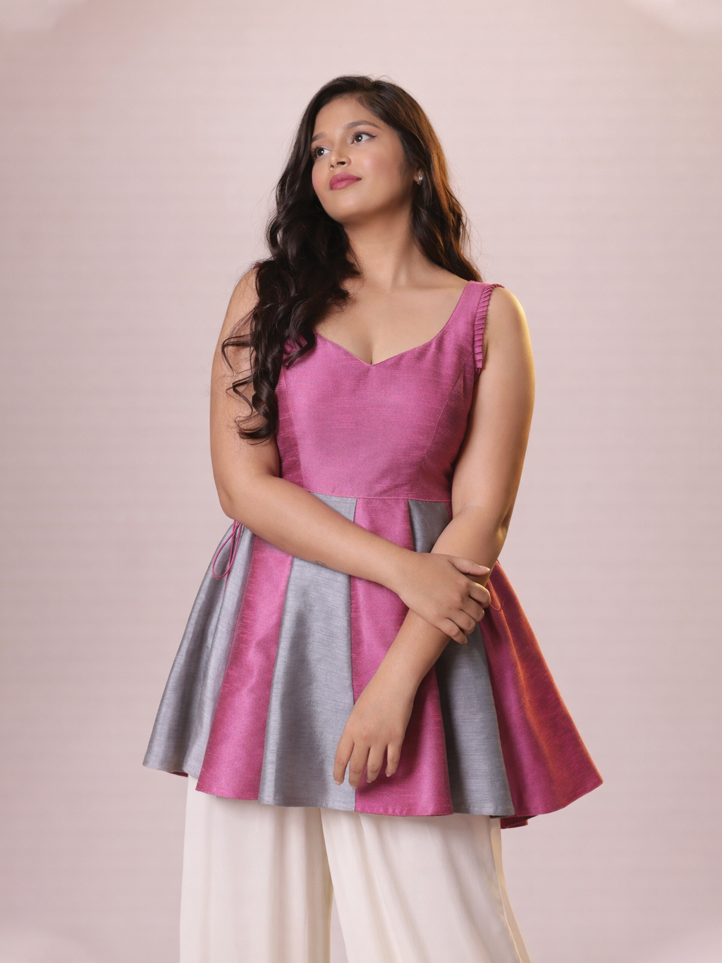 THE VAERIKA KURTI