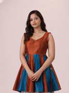 THE TRINAYA KURTI