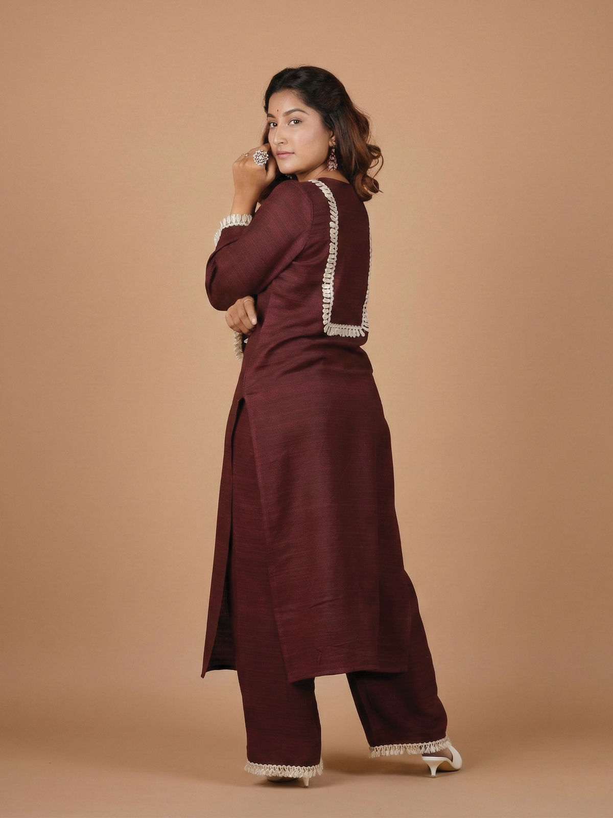 THE CHARVIKA KURTA SET