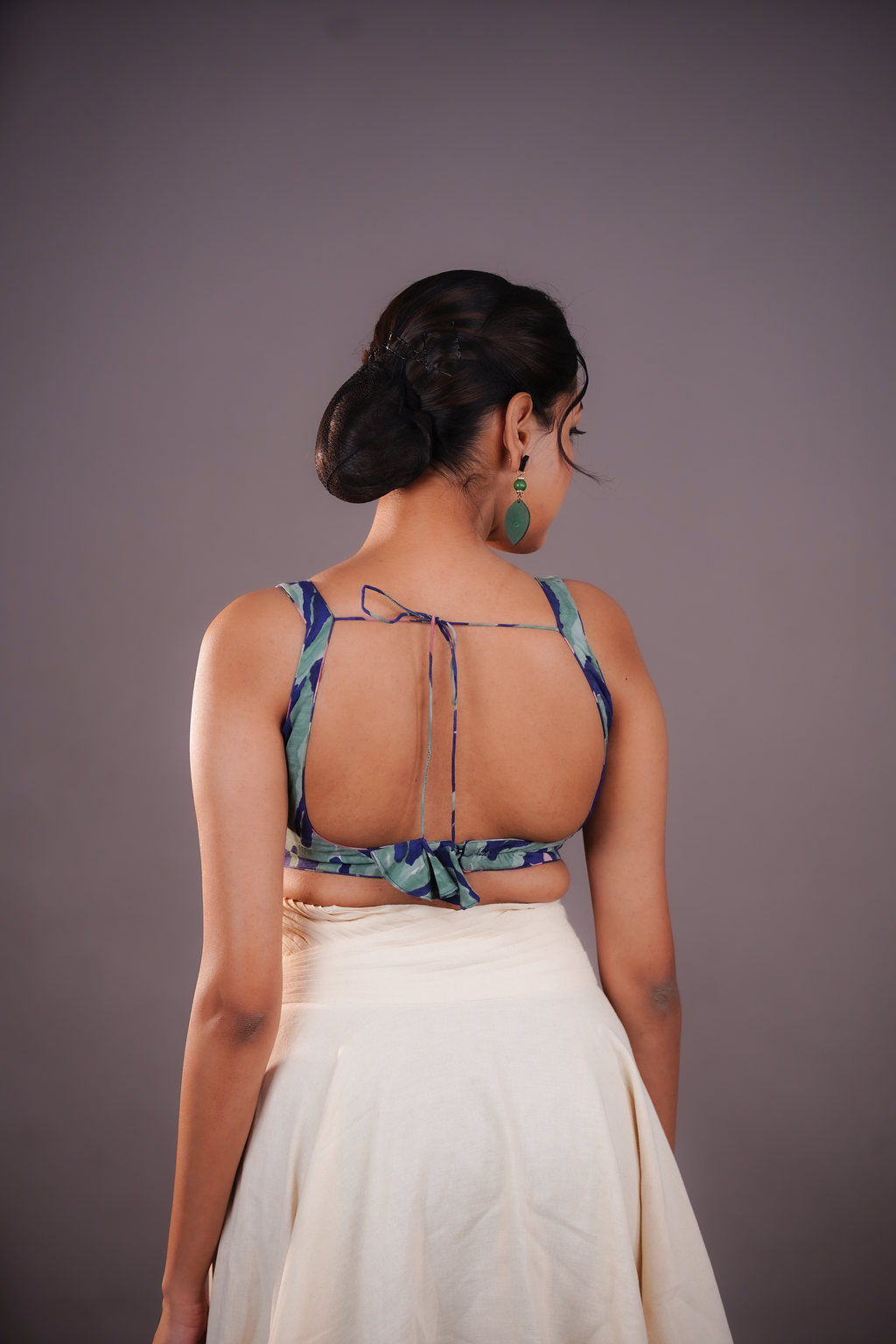THE ELOWEN FITTED BLOUSE