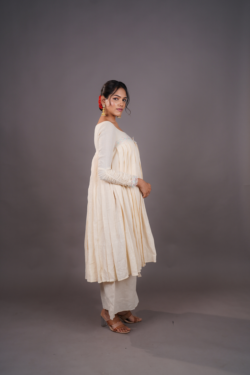 IVORY EASE MAATERNITY CHUDIDAR SET