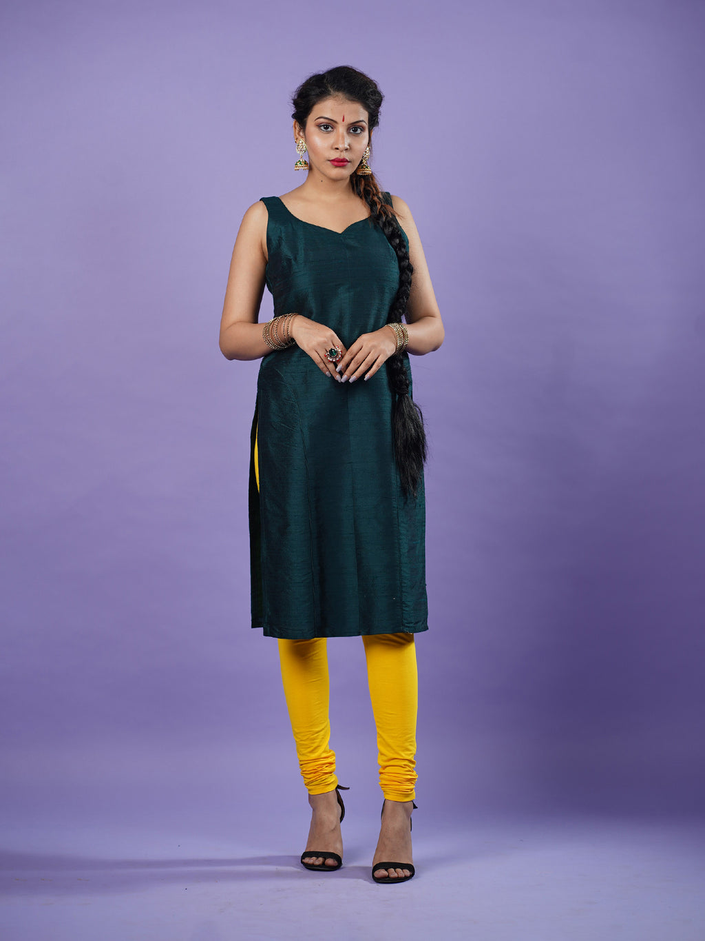 green sleeveless kurta