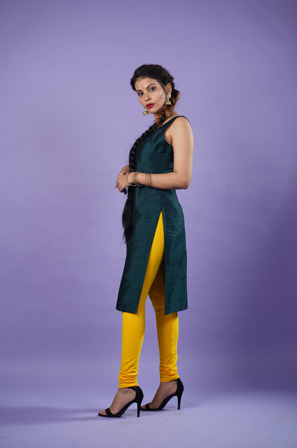 green sleeveless kurta