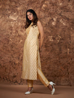 THE AVNI BROCADE KURTA SET
