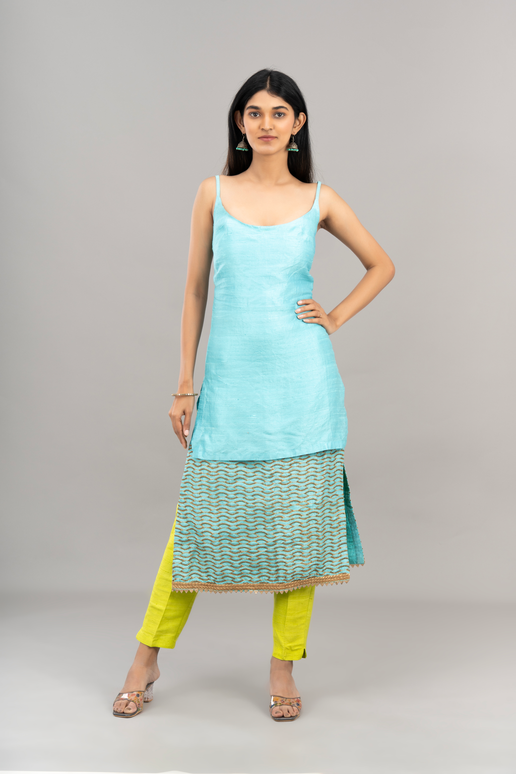 THE AASHVI KURTA SET