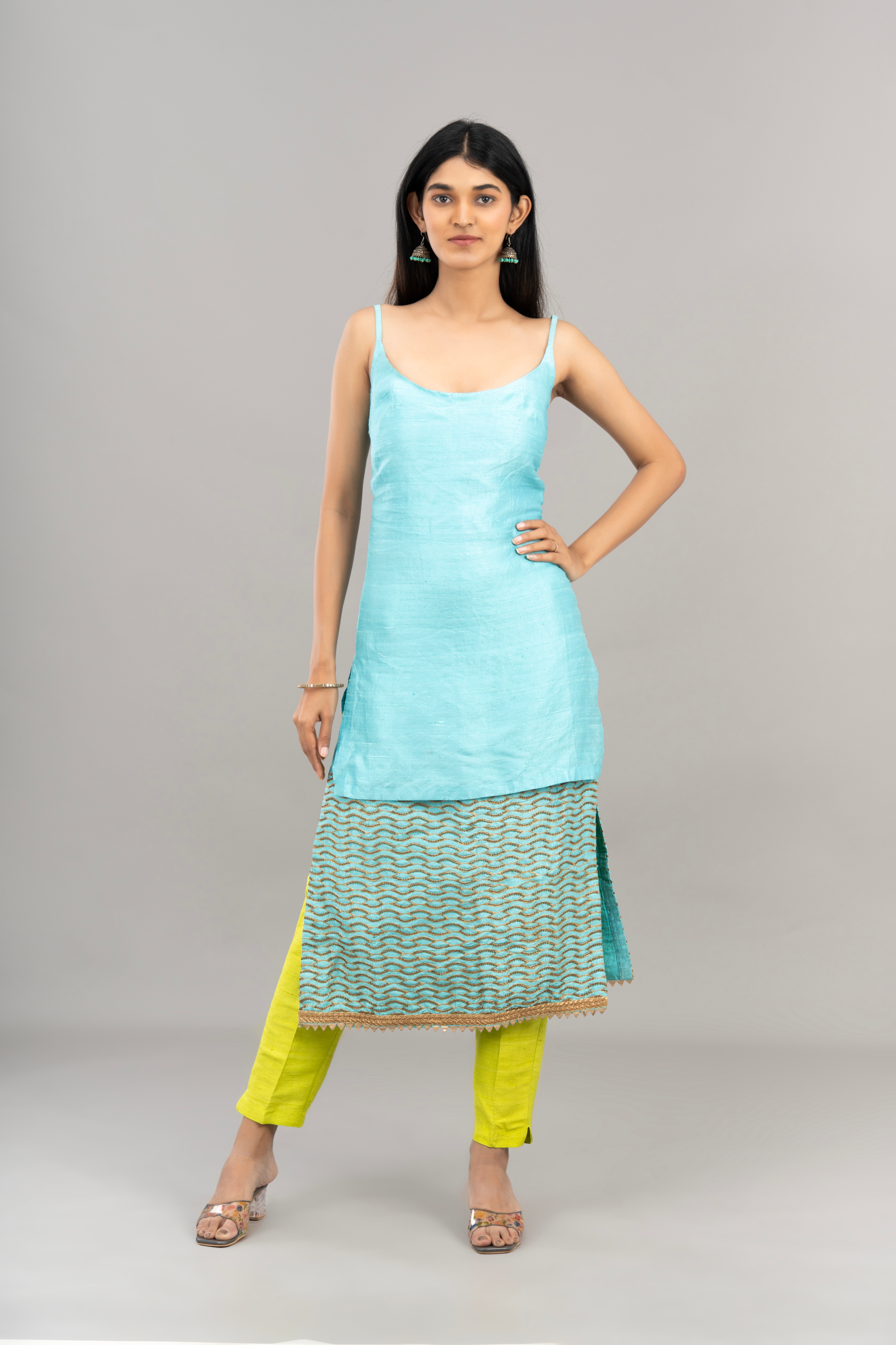 THE AASHVI KURTA SET