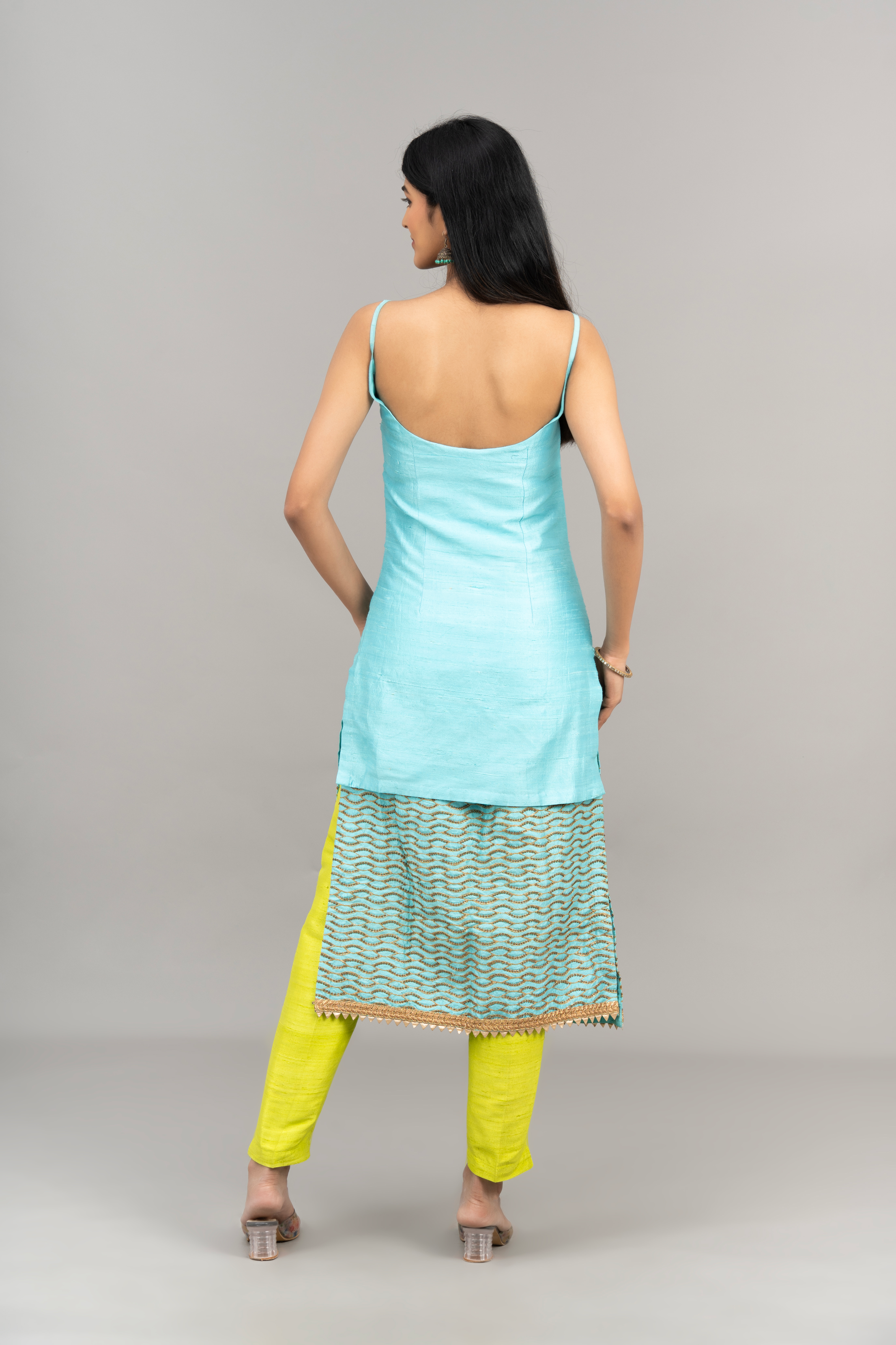 THE AASHVI KURTA SET