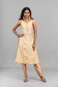 THE AVYRA KURTA SET