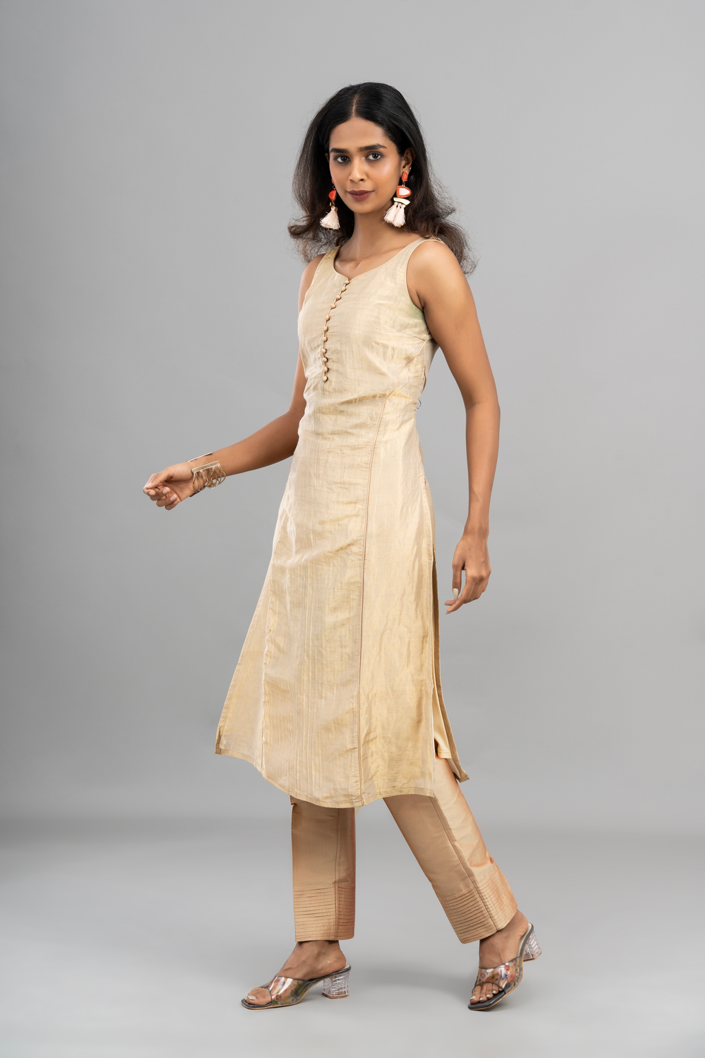 THE AVYRA KURTA SET
