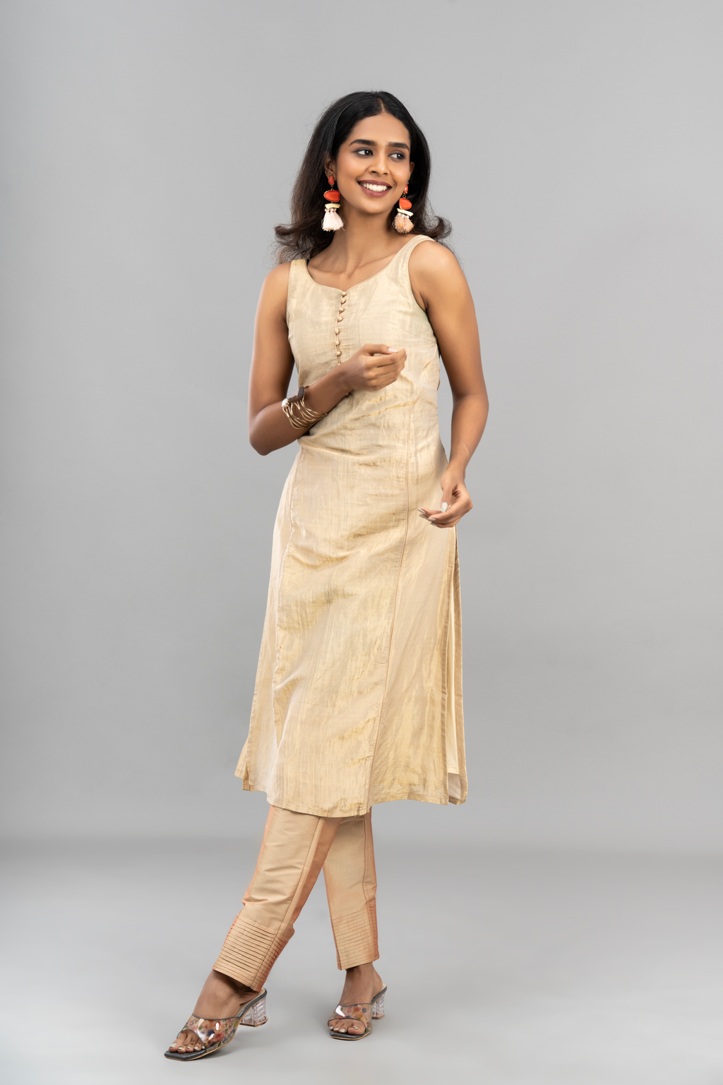 THE AVYRA KURTA SET