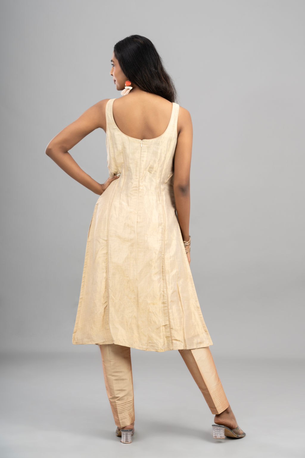 THE AVYRA KURTA SET