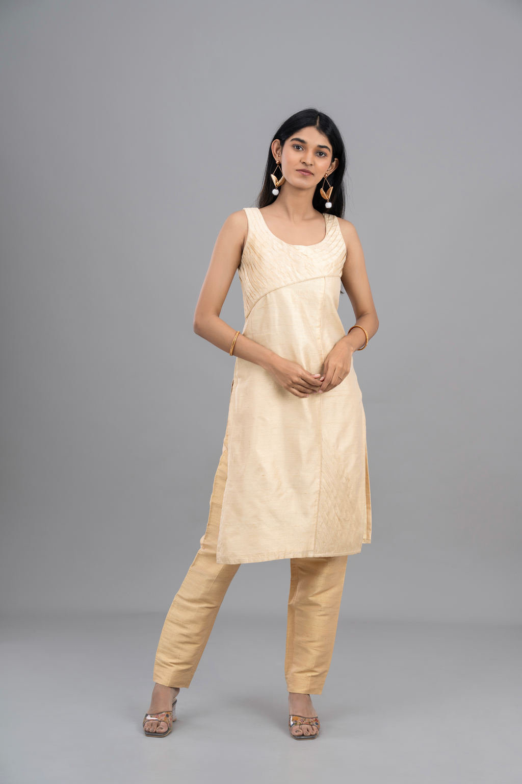 THE EIRASHA KURTA SET