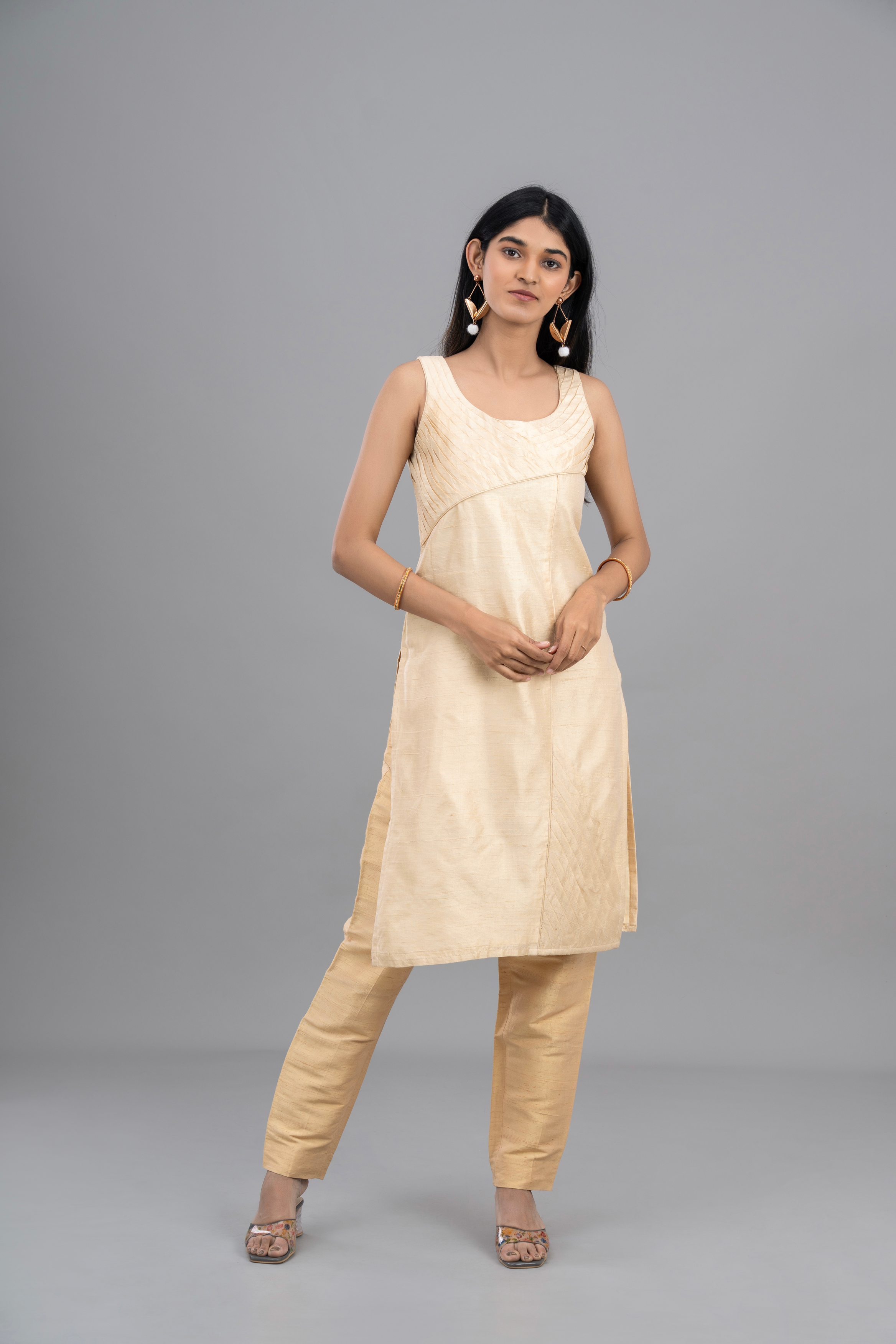 THE EIRASHA KURTA SET