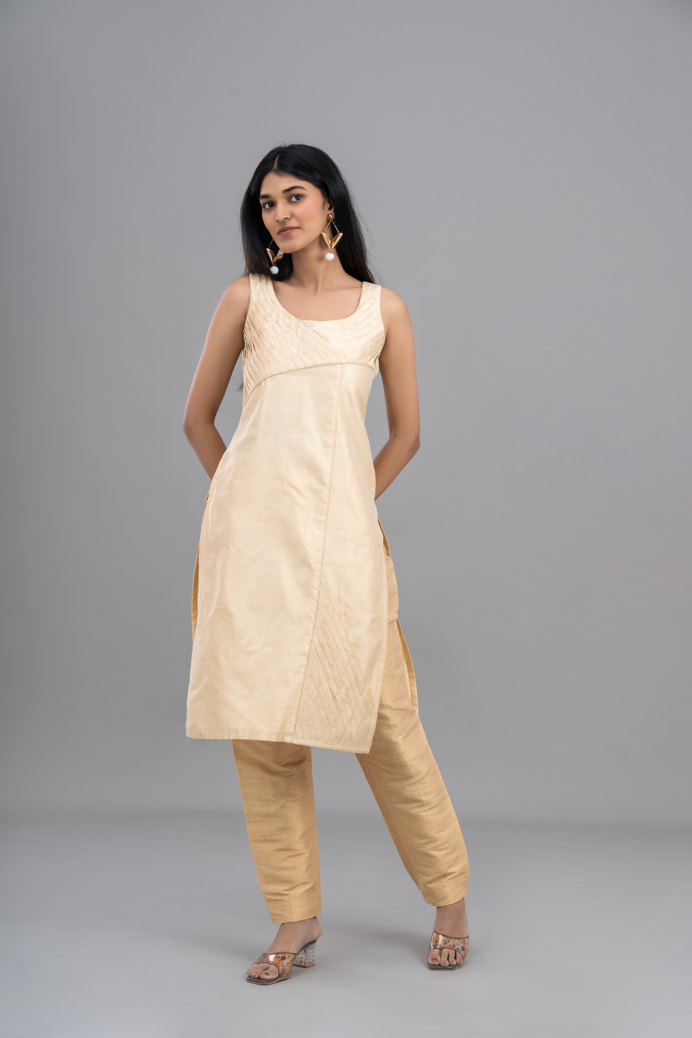 THE EIRASHA KURTA SET