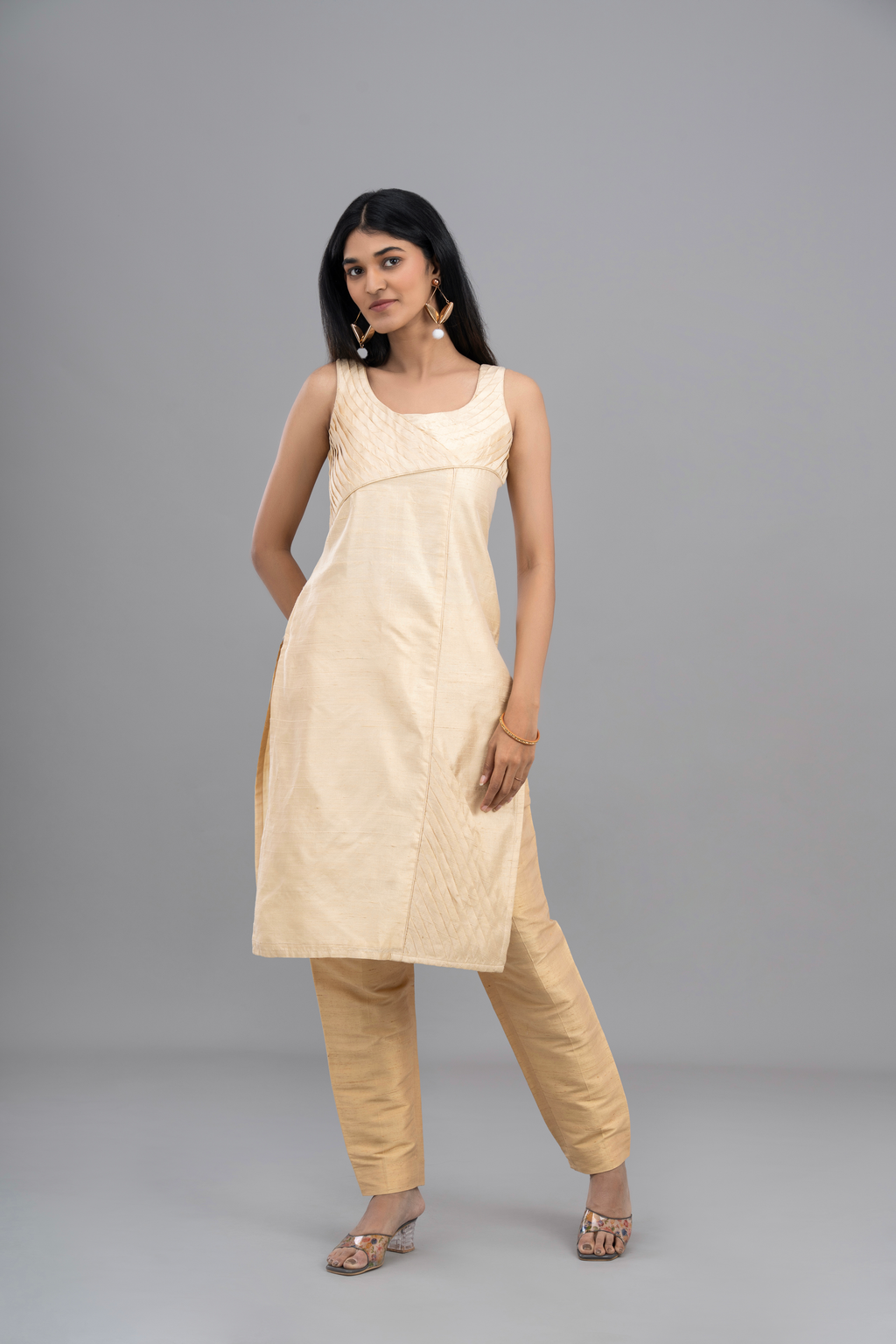 THE EIRASHA KURTA SET