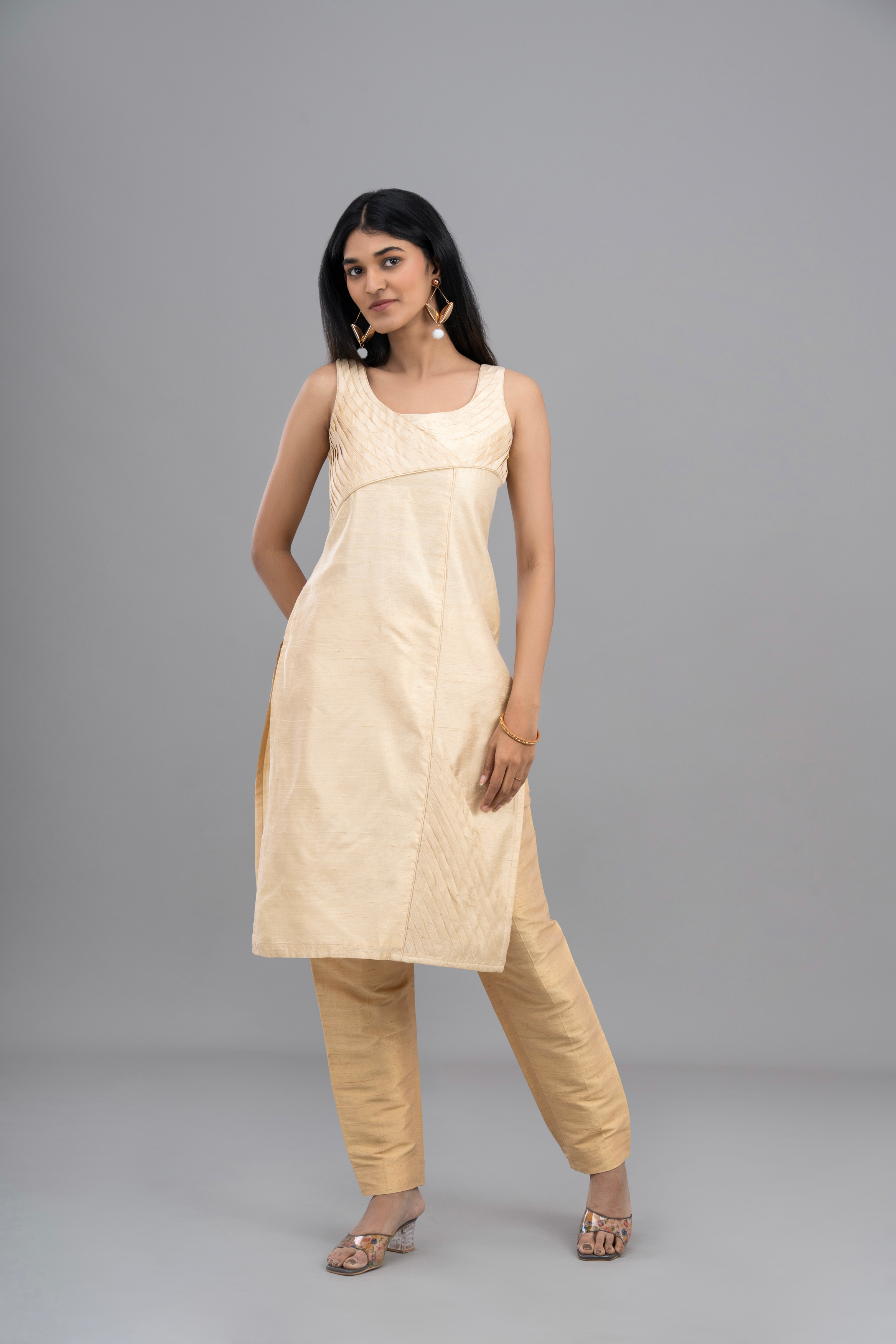 THE EIRASHA KURTA SET