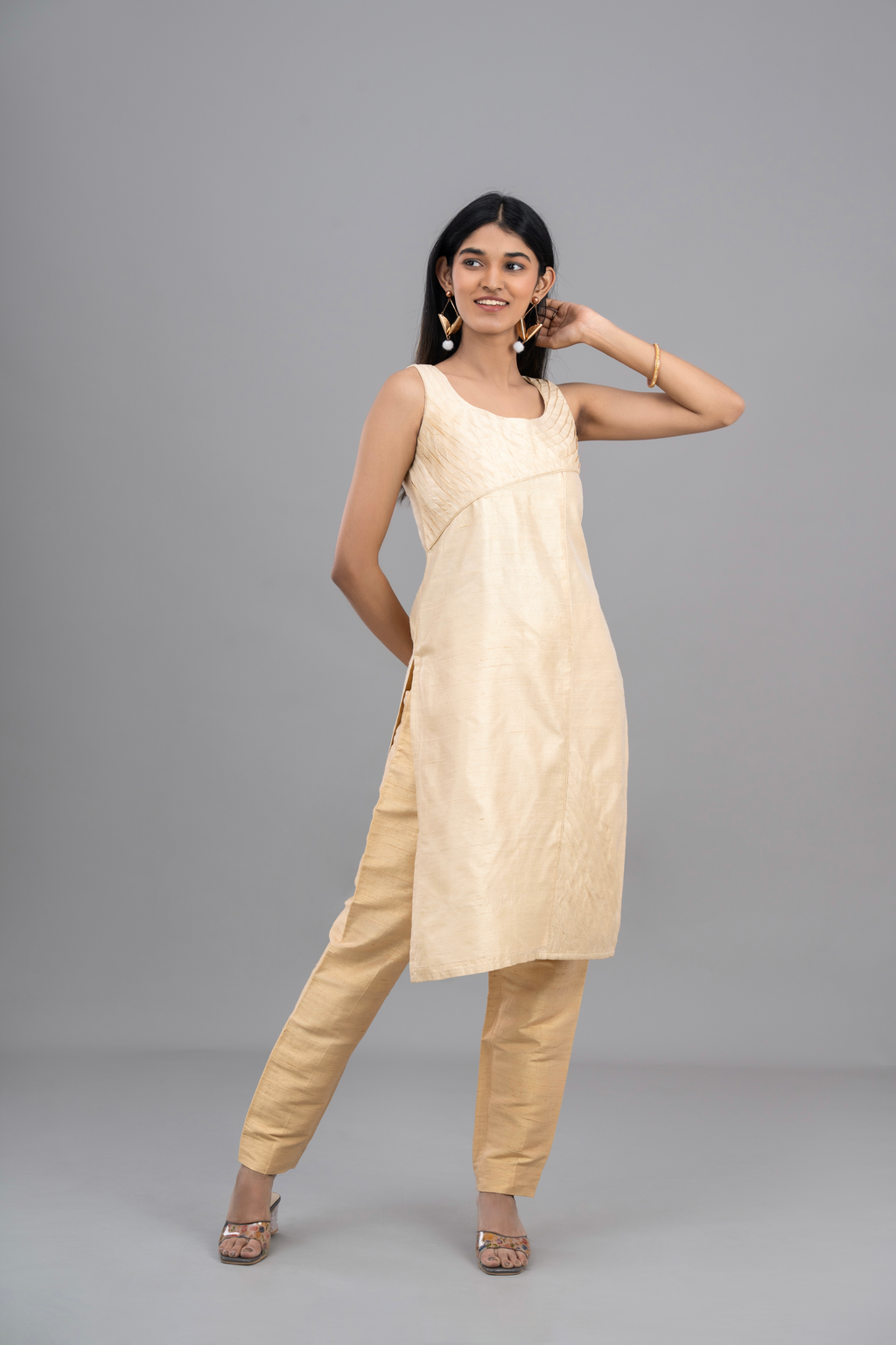 THE EIRASHA KURTA SET