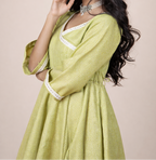 THE VIHANA KURTI